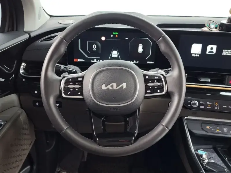 2024 Kia Carnival с пробегом 37 225 км