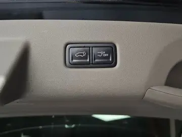 2023 Kia Carnival с пробегом 54 713 км