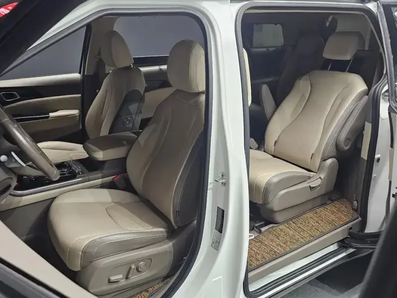2021 Kia Carnival с пробегом 85 263 км