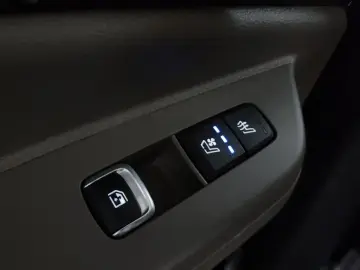 2024 Kia Carnival с пробегом 37 225 км