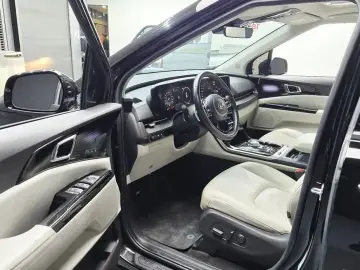 2021 Kia Carnival с пробегом 123 091 км