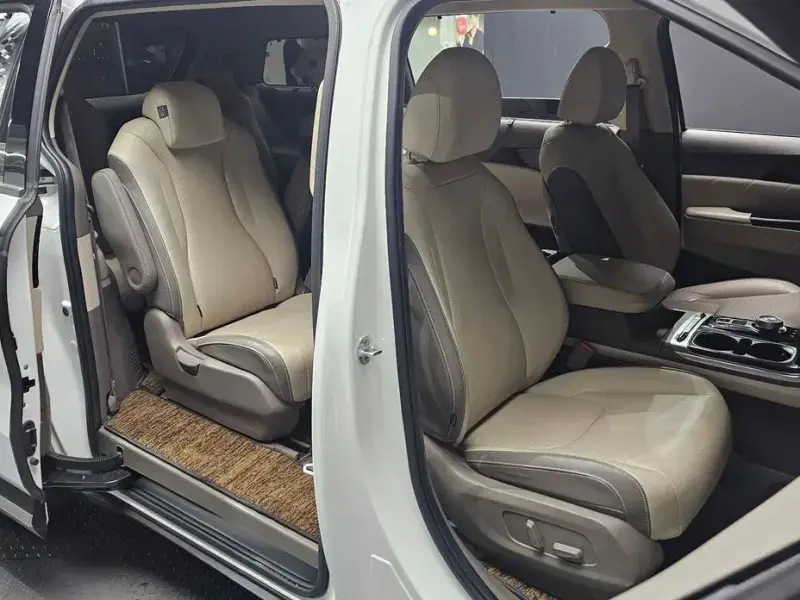 2021 Kia Carnival с пробегом 85 263 км