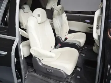 2021 Kia Carnival с пробегом 123 091 км
