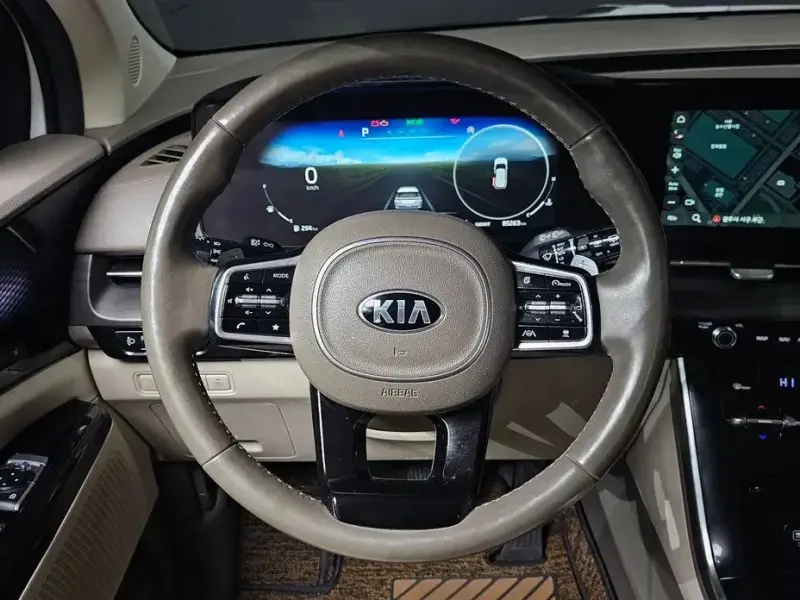 2021 Kia Carnival с пробегом 85 263 км
