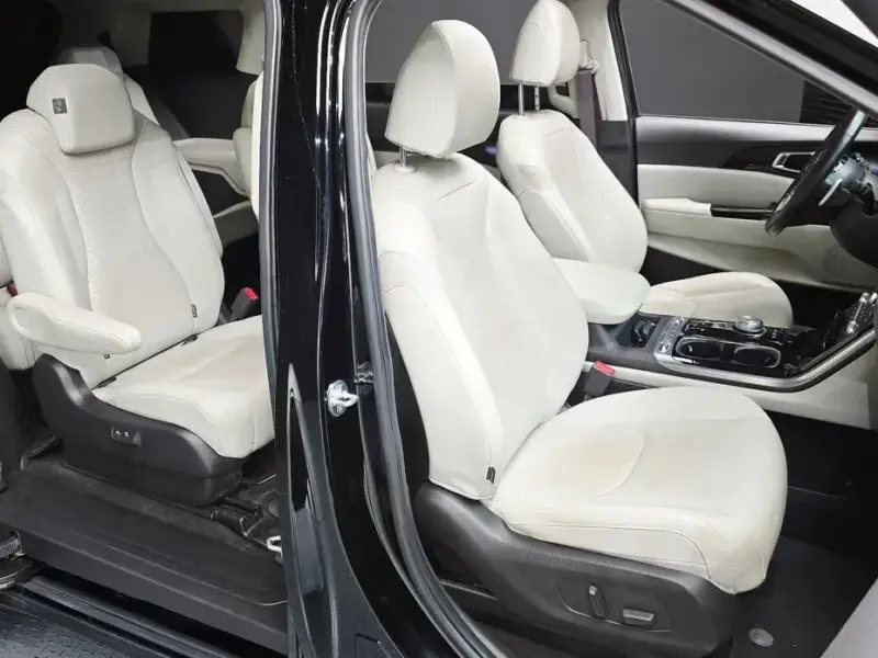 2021 Kia Carnival с пробегом 123 091 км