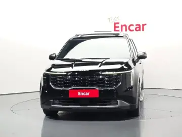 2024 Kia Carnival с пробегом 13 981 км