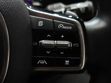 2021 Kia Carnival с пробегом 123 091 км