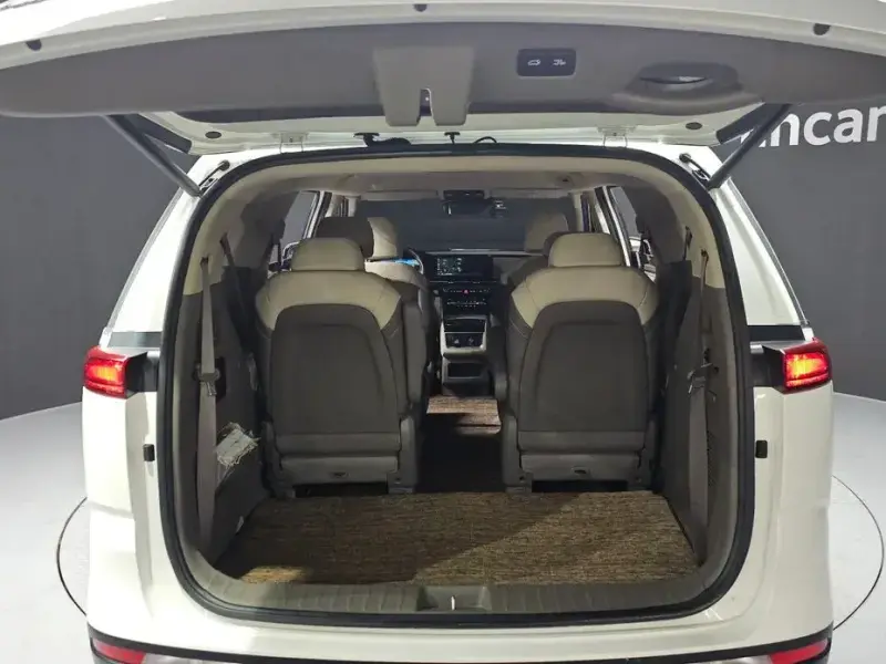 2021 Kia Carnival с пробегом 85 263 км