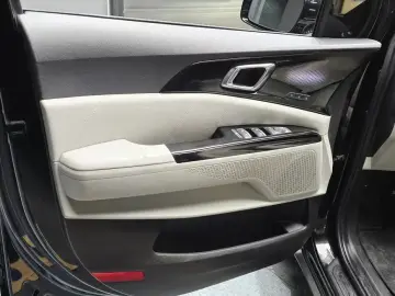 2021 Kia Carnival с пробегом 123 091 км