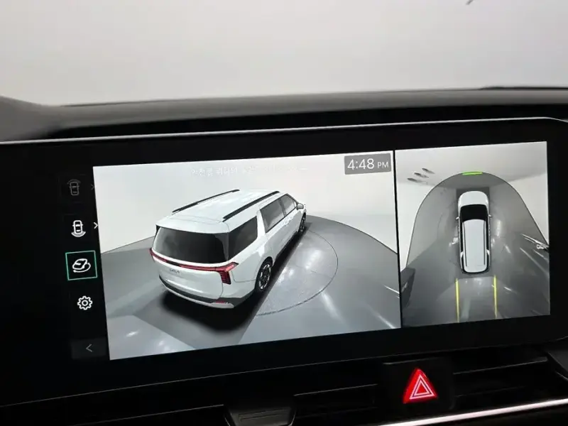 2024 Kia Carnival с пробегом 13 981 км