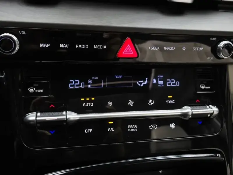2021 Kia Carnival с пробегом 123 091 км
