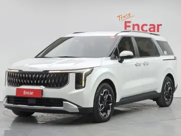 2024 Kia Carnival с пробегом 18 993 км