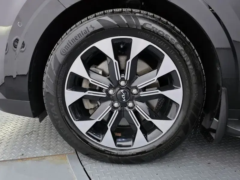 2021 Kia Carnival с пробегом 25 462 км