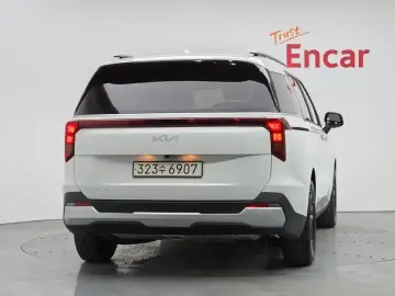 2024 Kia Carnival с пробегом 27 139 км
