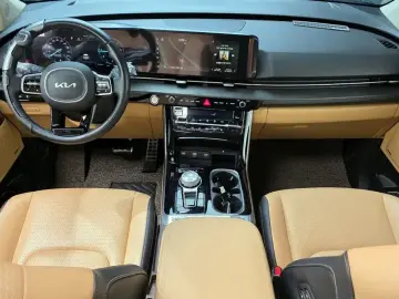 2021 Kia Carnival с пробегом 25 462 км