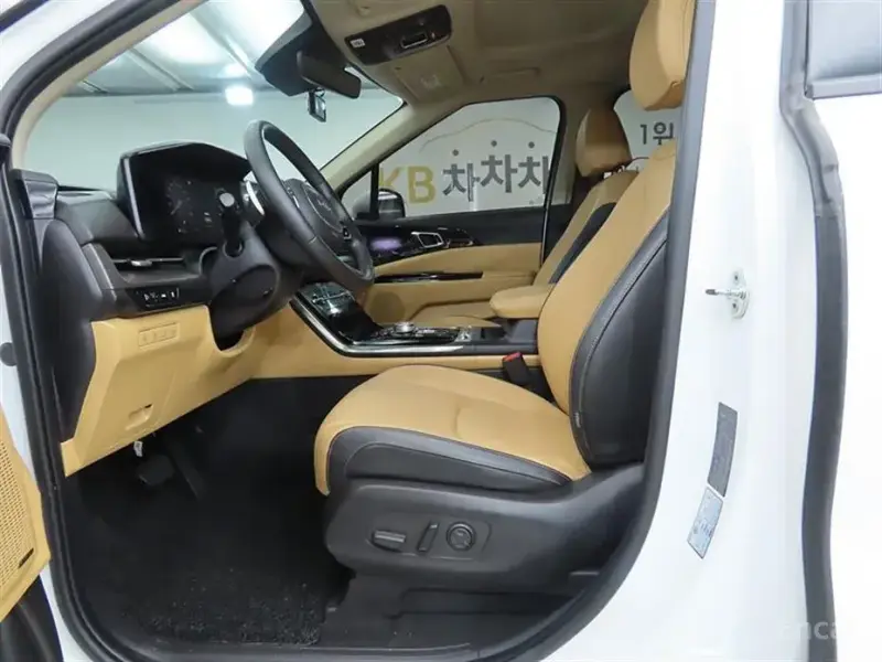 2021 Kia Carnival с пробегом 135 527 км