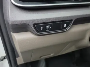2024 Kia Carnival с пробегом 18 993 км