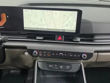 2024 Kia Carnival с пробегом 18 993 км