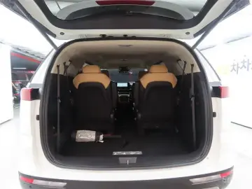 2021 Kia Carnival с пробегом 135 527 км