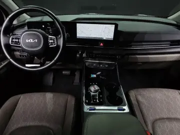 2023 Kia Carnival с пробегом 83 512 км