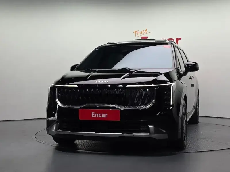 2024 Kia Carnival с пробегом 26 289 км