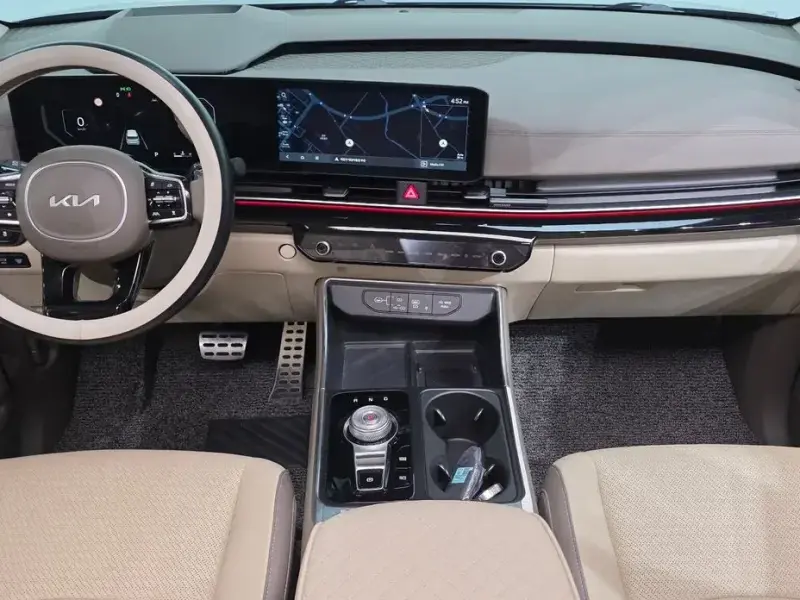 2024 Kia Carnival с пробегом 26 289 км