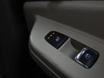 2024 Kia Carnival с пробегом 30 134 км