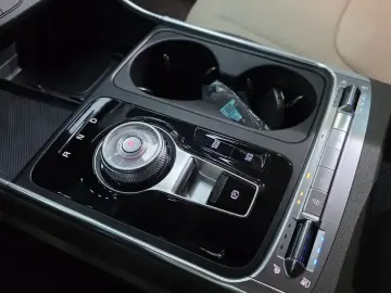 2024 Kia Carnival с пробегом 26 289 км