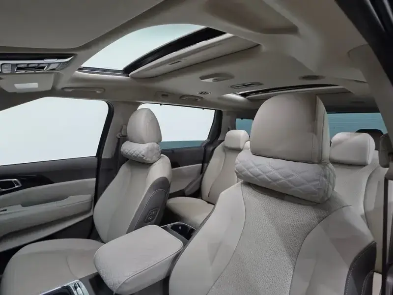 2024 Kia Carnival с пробегом 26 289 км