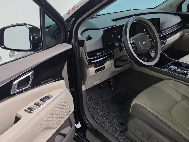 2024 Kia Carnival с пробегом 26 289 км