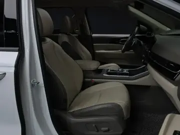 2024 Kia Carnival с пробегом 30 134 км
