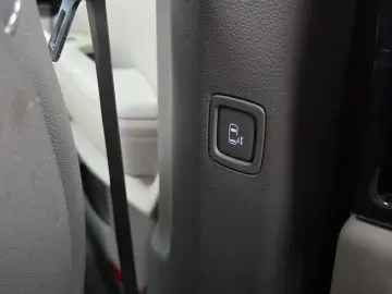2024 Kia Carnival с пробегом 30 134 км