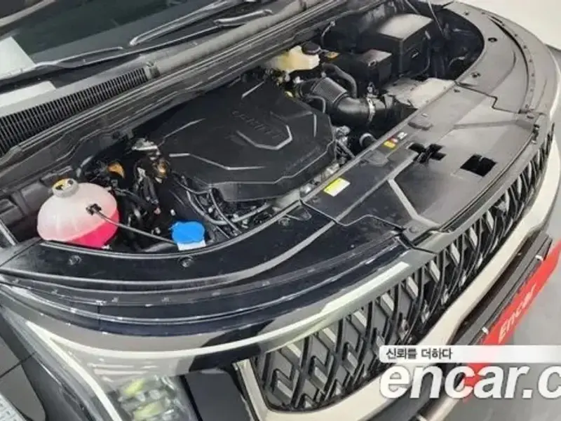 2025 Kia Carnival с пробегом 11 128 км