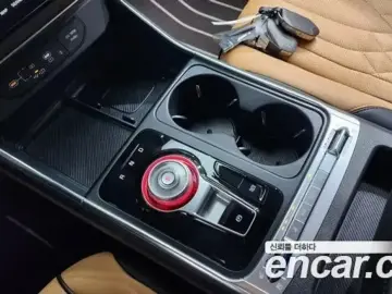 2025 Kia Carnival с пробегом 11 128 км