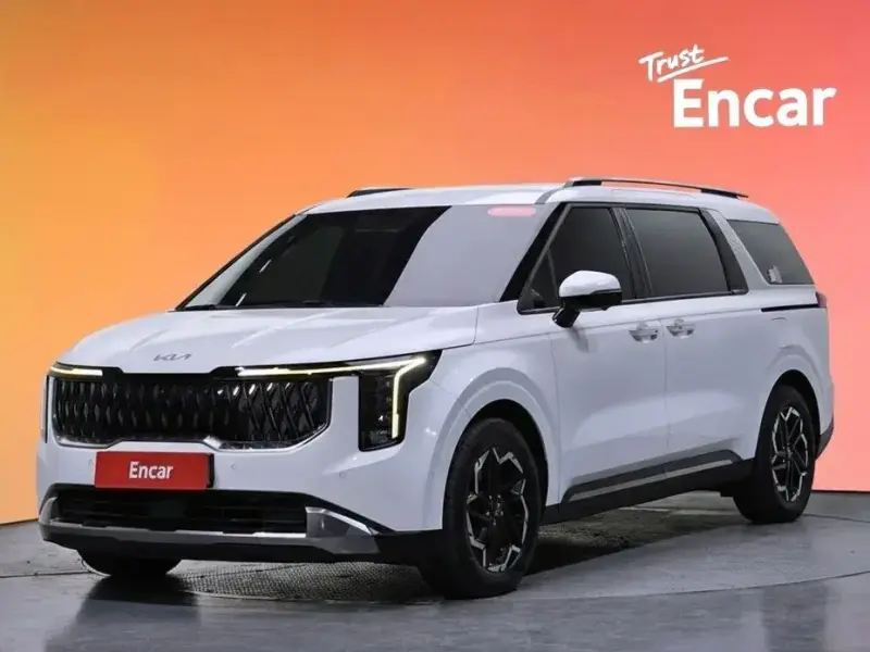 2024 Kia Carnival с пробегом 53 379 км