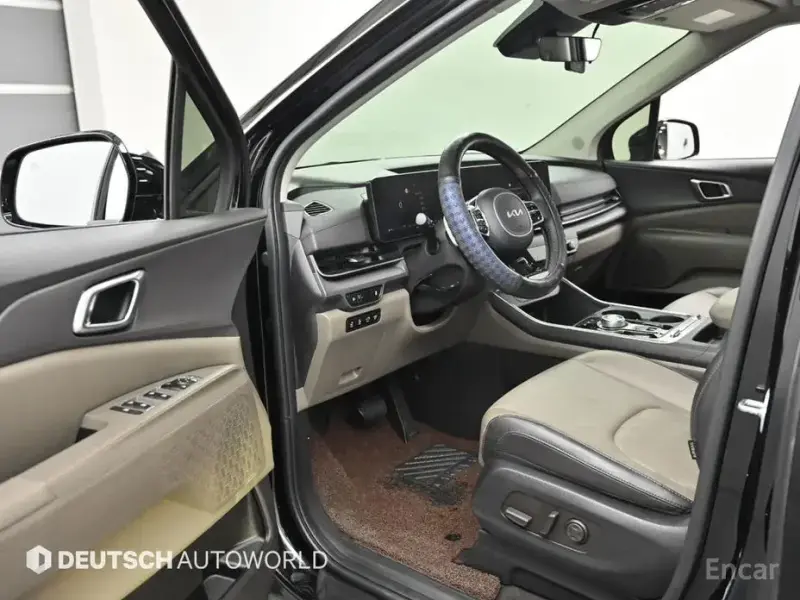 2024 Kia Carnival с пробегом 45 529 км