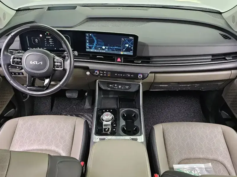 2024 Kia Carnival с пробегом 53 379 км
