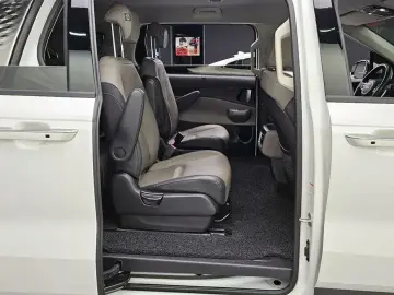 2024 Kia Carnival с пробегом 53 379 км