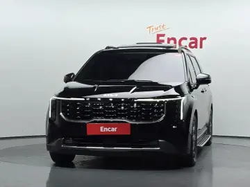 2025 Kia Carnival с пробегом 6 685 км