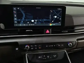 2024 Kia Carnival с пробегом 53 379 км