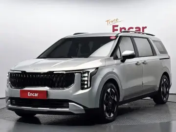 2025 Kia Carnival с пробегом 15 800 км