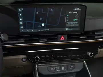 2025 Kia Carnival с пробегом 6 685 км