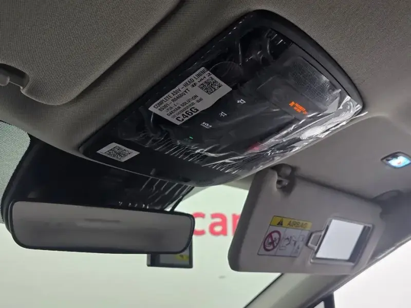 2025 Kia Carnival с пробегом 15 800 км