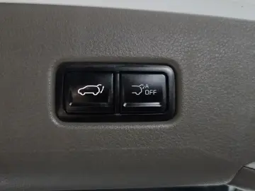 2025 Kia Carnival с пробегом 21 628 км