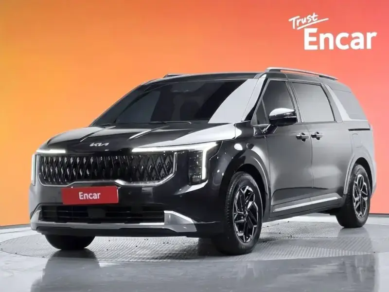 2025 Kia Carnival с пробегом 4 308 км