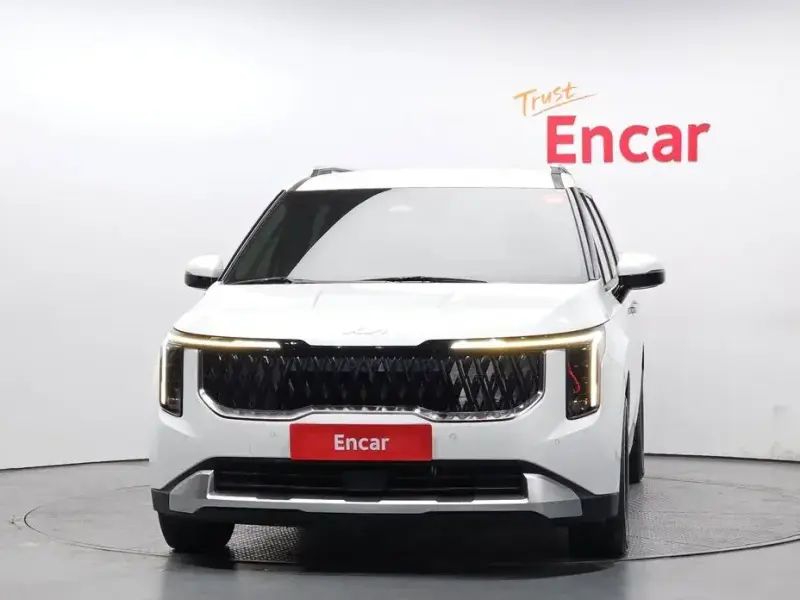 2024 Kia Carnival с пробегом 21 529 км