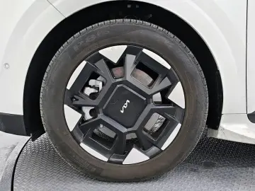 2024 Kia Carnival с пробегом 17 775 км