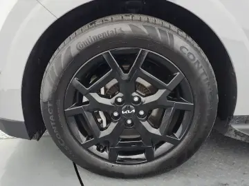 2024 Kia Carnival с пробегом 37 021 км