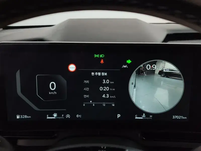 2024 Kia Carnival с пробегом 37 021 км