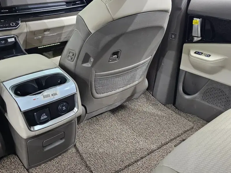 2024 Kia Carnival с пробегом 17 775 км